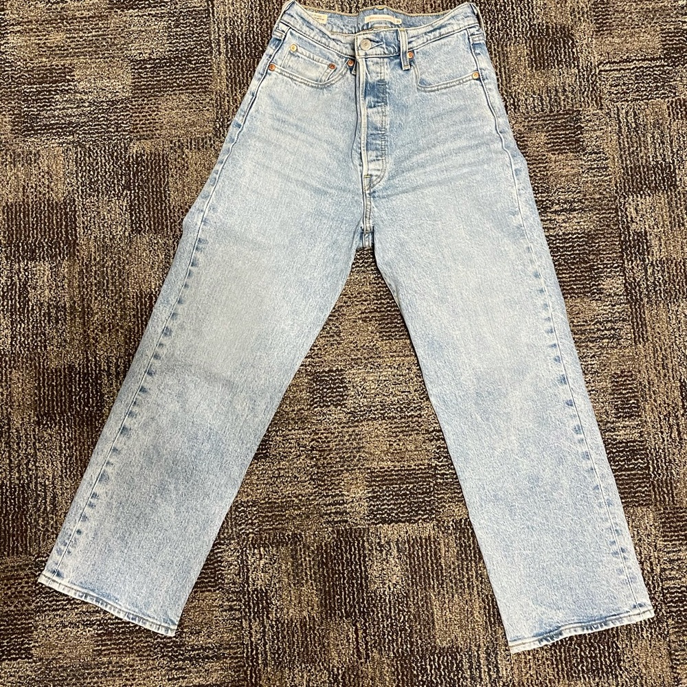Levi’s Ribcage Straight Jeans